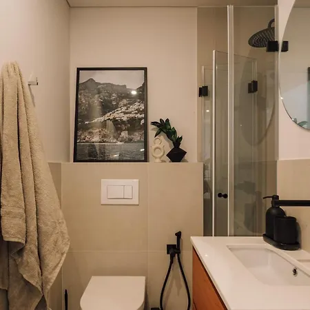 Domizia - 2 Bedrooms And Pool In Avenidas Novas