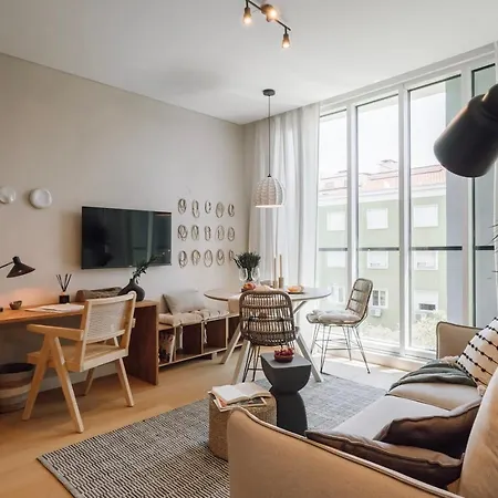 Lejlighed Domizia - 2 Bedrooms And Pool In Avenidas Novas Lisboa