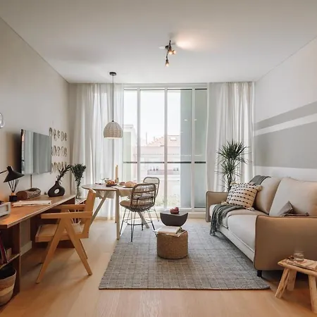 Apartment Domizia - 2 Bedrooms And Pool In Avenidas Novas