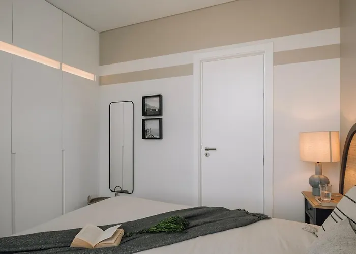 Appartamento Domizia - 2 Bedrooms And Pool In Avenidas Novas Lisbona