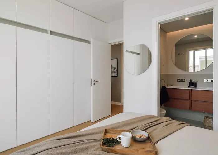 Domizia - 2 Bedrooms And Pool In Avenidas Novas *